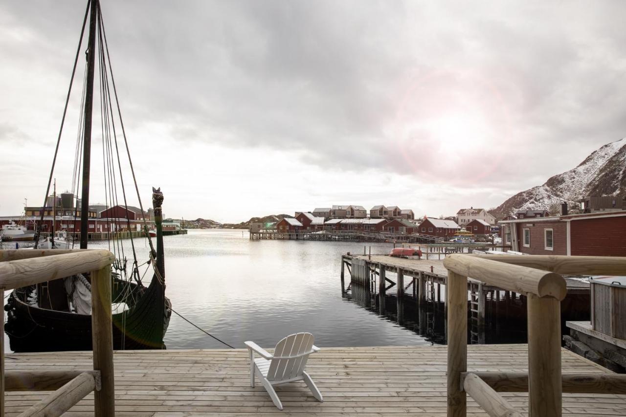 Hotel Solsiden Brygge Rorbuer Ballstad Exterior foto